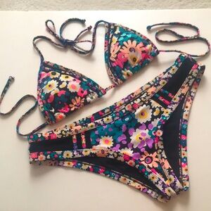 Body Glove Bikini Floral & Black